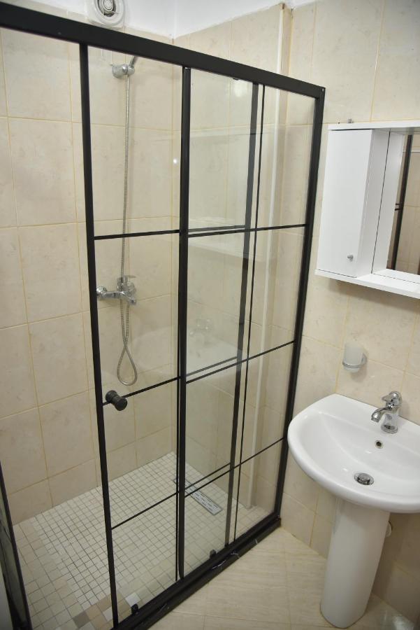 Flowers Apartments Голем Экстерьер фото