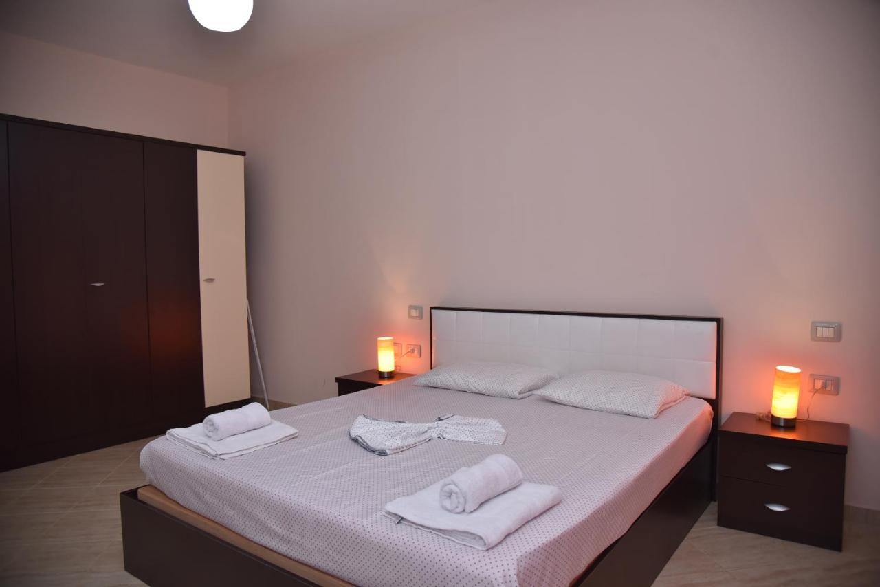 Flowers Apartments Голем Экстерьер фото