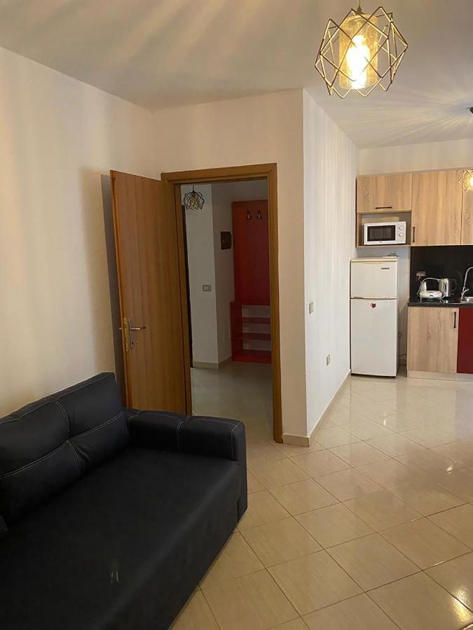 Flowers Apartments Голем Экстерьер фото