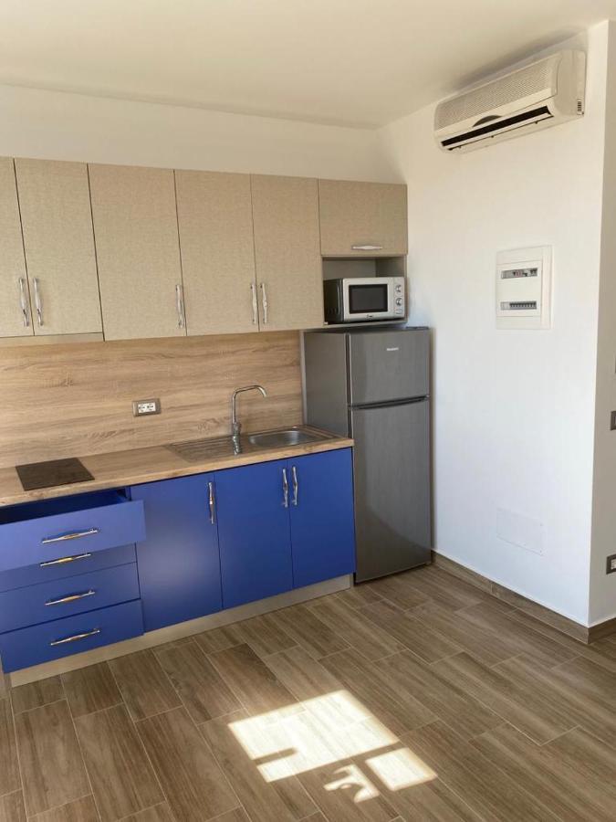 Flowers Apartments Голем Экстерьер фото